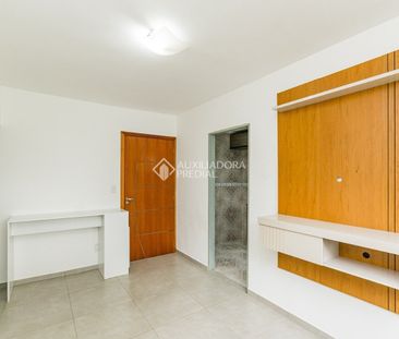 Apartamento com 2 quartos e 46m² para alugar em Jardim Itu, Porto A... - Photo 2