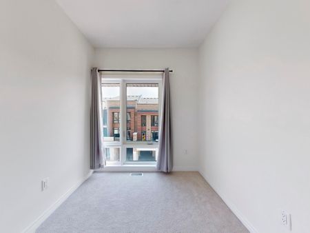 For Lease - 12 Gunton Street, Aurora, Ontario - Photo 3