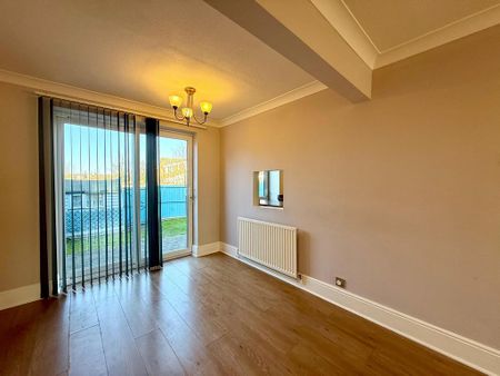 3 bedroom terraced house to rent - Photo 4