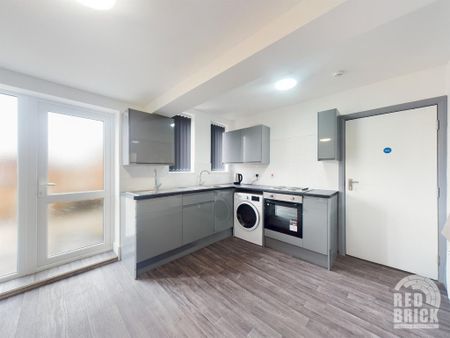 1 bedroom in a house share to rent - Photo 5