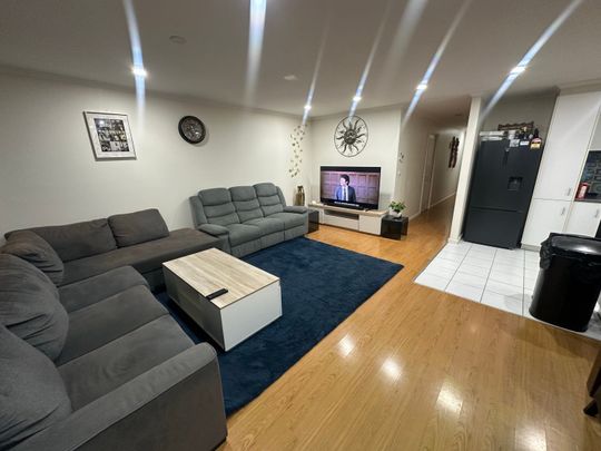 Wyndham Vale - Photo 1