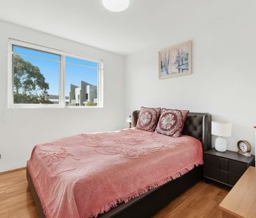 Well-Presented 2-Bedroom Apartment - Photo 4