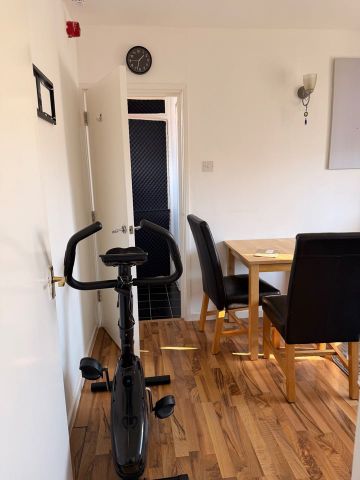 1 Bed Flat, Camden Road, BS3 - Photo 3