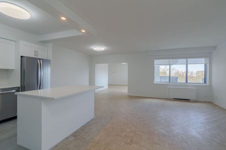 4555 Bonavista Avenue - Photo 3