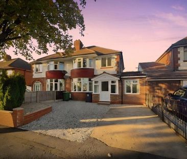 4 bedroom semi-detached house to rent - Photo 6