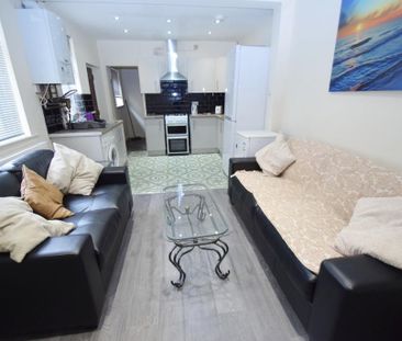 6 bedroom house share to rent - Photo 1
