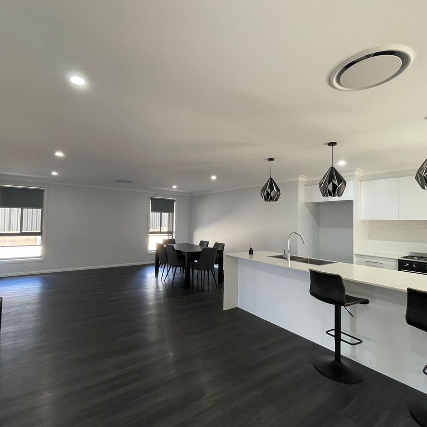 Stunning 2 bedroom home in Lampada Estate - Photo 1