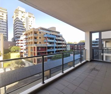 East Facing 2 Bedroom Apartment in Burwood Grand - Photo 6