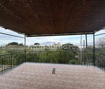 Trilocale viale Villa Arianna, Centro, Castellammare di Stabia - Photo 4