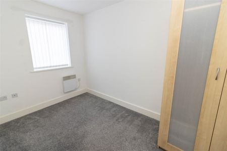 2 Bedroom Flat - Ground Floor - Photo 2