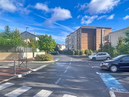 Location Appartement 2 pièces 38m² - Photo 4