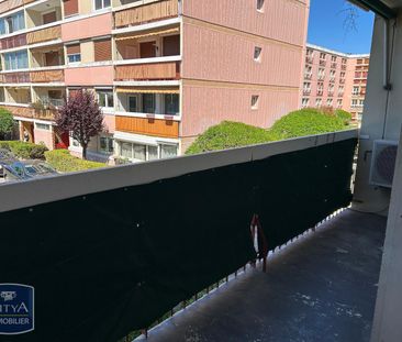 Location Appartement 4 pièces 72m² MARIGNANE 13700 - Photo 3