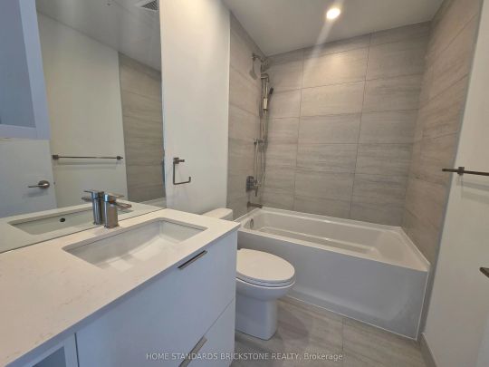 1 Fairview Road E #1507 - Photo 1