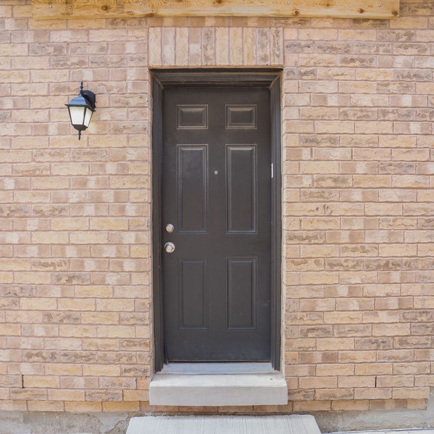 For Lease - 243 Elbern Markell Drive Unit# Basement, Brampton, Ontario - Photo 1