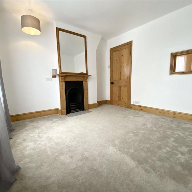 2 bedroom terraced house to rent - Photo 1
