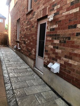 For Lease - 17 Beresford Crescent Unit# #Basement, Brampton, Ontario - Photo 1