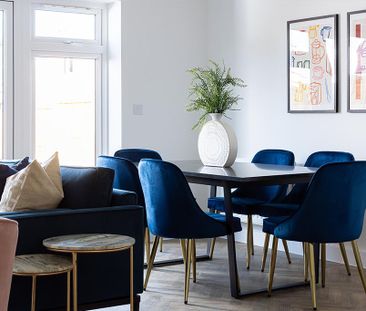 4 bedroom semi-detached house to rent - Photo 2