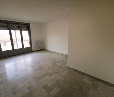 Location Appartement 2 pièces 50m² TOULOUSE 31500 - Photo 4