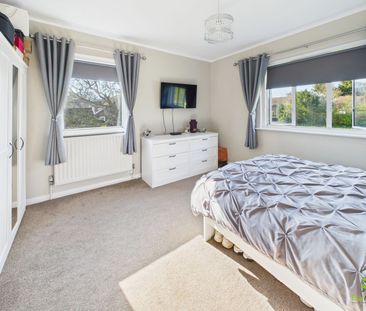 4 Bedroom - Photo 2
