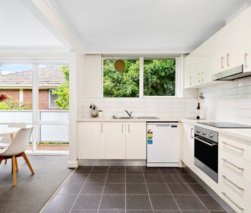 8/12 Osborne Avenue, Glen Iris VIC 3146 - Apartment For Rent | Domain - Photo 2