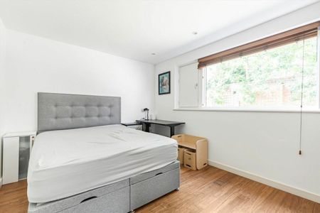 Callington Mews, Twickenham, TW2 - Photo 3