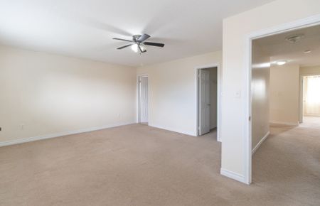 For Lease - 304 Country Lane, Barrie, Ontario - Photo 2