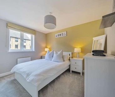 Chaddington Strand, Swindon, SN1 - Photo 6