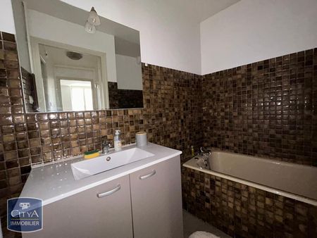 Location Appartement 1 pièce 31m² BRIVE LA GAILLARDE 19100 - Photo 4