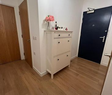 Room in a Shared Flat, Dan Court, NW10 - Photo 3