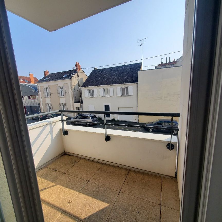 Location Appartement 1 pièce 28m² ANGERS 49100 - Photo 1