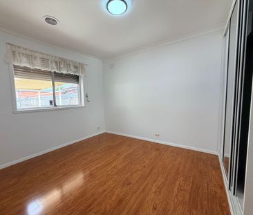 Family home in Dandenong North - Photo 6