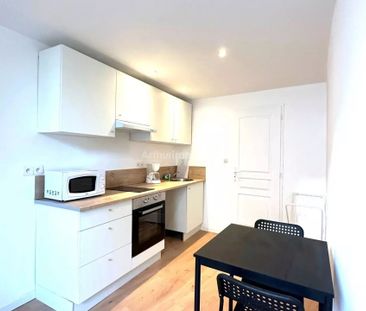 Location Appartement 1 pièces 17 m2 à Aubagne - Photo 2