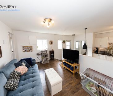 470 St-Benoit - Photo 1