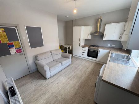 3 bedroom house share to rent - Photo 5