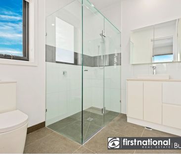 Private & Spacious Two Bedroom Apartment - Photo 4