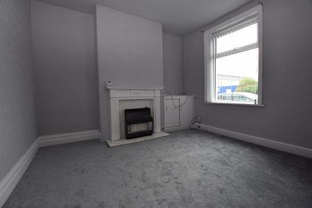 Holmby Street, Burnley - Photo 2