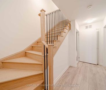 For Lease - 16 Lytham Green Circle Unit# 10, Newmarket, Ontario - Photo 1