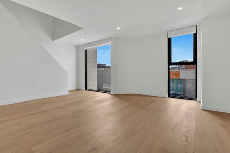 1F Sydenham Street, Moonee Ponds VIC 3039 - House For Rent | Domain - Photo 3