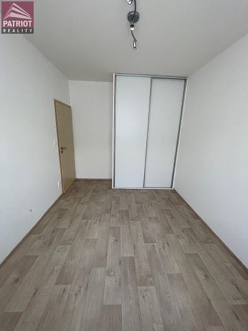 Pronájem bytu 2+kk 48 m2 - Fotografie 3
