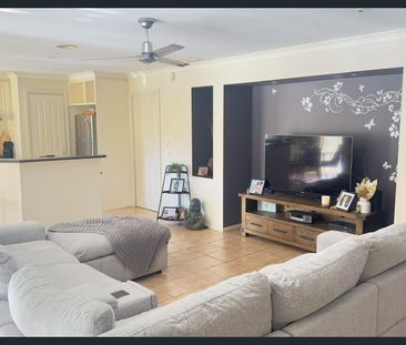 Unbeatable Convenience & Modern Charm in Lynbrook - Photo 2