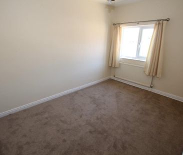 3 Bedroom HOUSE, Chester - Photo 2