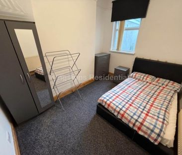 5 bedroom terraced house to rent - Photo 3