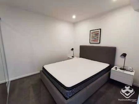 FURNISHED APARTMENT 2 BED, 1 BATH, 1 CAR SPACE ON 50 HUDSON ROAD ALBION QLD 4010 - Photo 3