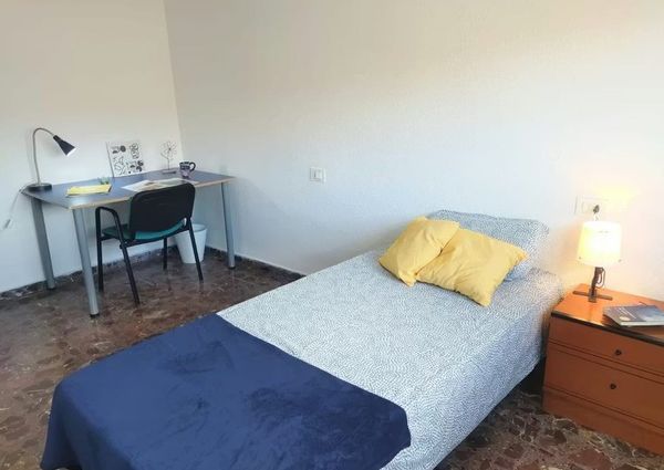 Carrer dIbi, Paterna, Valencian Community 46989