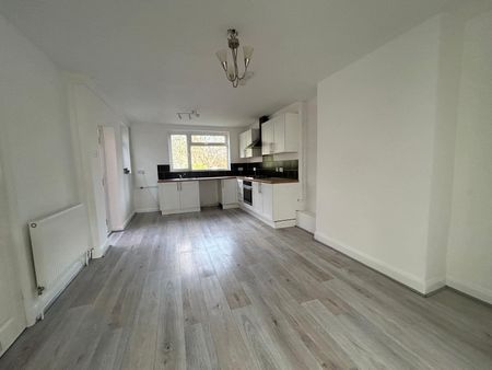 Ravenhurst Road, LE3 2PW, Leicester - Photo 2