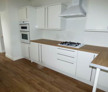 3 bed house to rent in Oak Street, Jarrow, NE32 - Photo 4