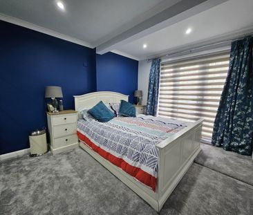 4 bedroom bungalow to rent Chapterhouse Road, Luton, LU4 - Photo 2