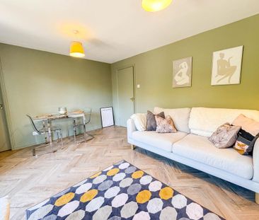 2 bedroom semi-detached house to rent - Photo 5