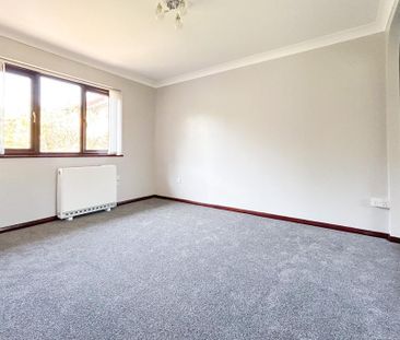 1 bedroom semi-detached house to rent - Photo 2