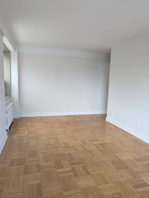 For Lease - 206 St George Street Unit# 303, Toronto, Ontario - Photo 1
